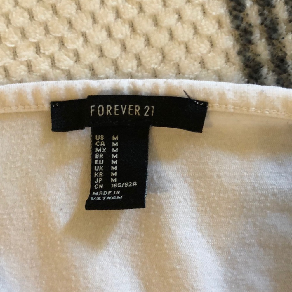 Top - Picture 3 of 3